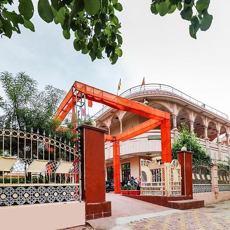 Spot On 60838 Shri Giriraj Dham Hotel Govardhan Esterno foto