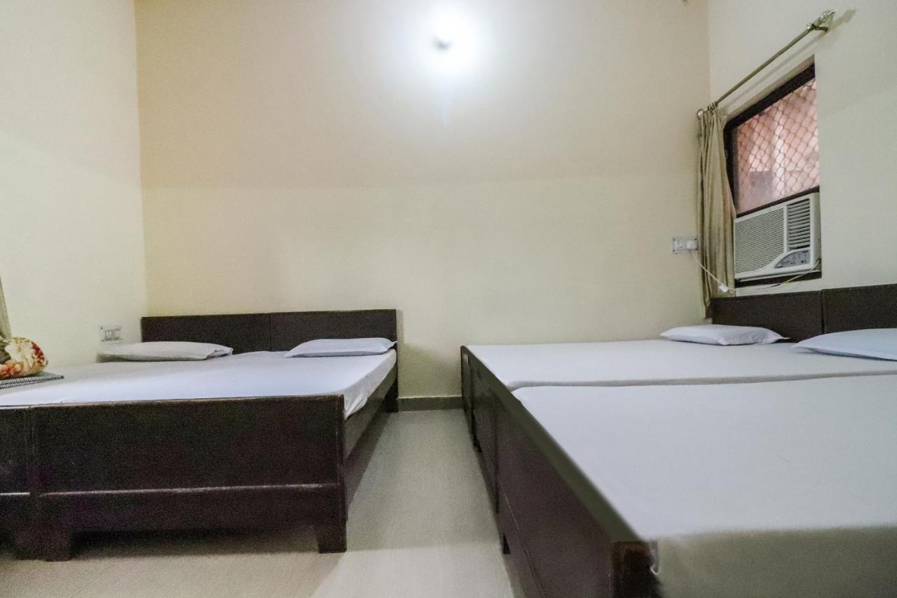 Spot On 60838 Shri Giriraj Dham Hotel Govardhan Esterno foto