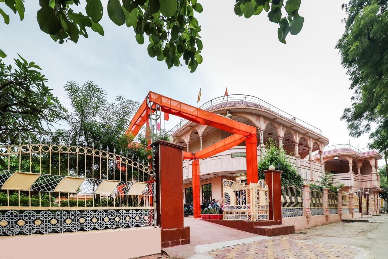 Spot On 60838 Shri Giriraj Dham Hotel Govardhan Esterno foto